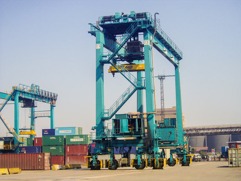 tire container crane