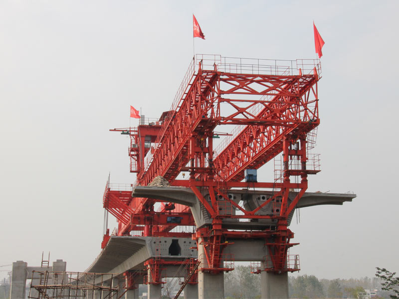 Bridge Launching Crane