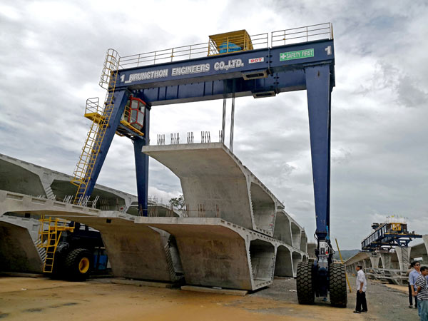 LTD Tyred Gantry Crane